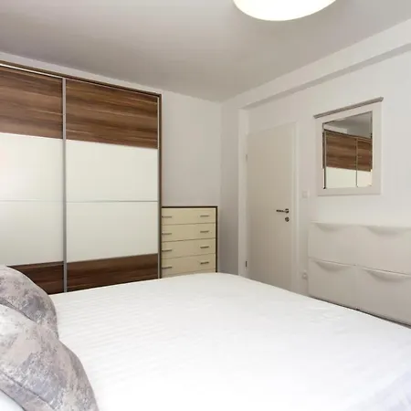 Cosmos Apartman